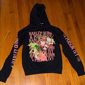 BNWT Hot Topic Black Hoodie with Harley Quinn and Poison Ivy Graphic W Pocket